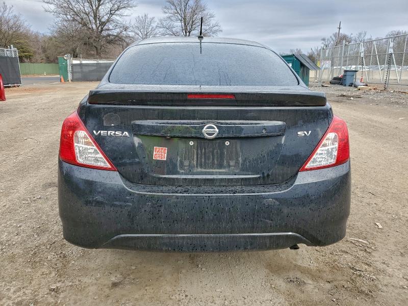 Photo 6 from auction – 2018 NISSAN VERSA S with VIN 3N1CN7AP1JL882158