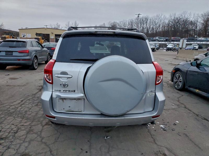 Photo 6 from auction – 2006 TOYOTA RAV4 with VIN JTMBD33V566022121