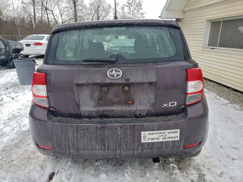 Photo 6 from auction – 2010 TOYOTA SCION XD with VIN JTKKU4B49A1001821