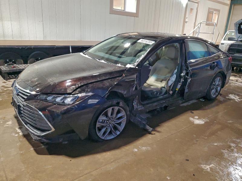 TOYOTA AVALON 2020 with VIN 4T1J21FB4LU014697 - Photo from auction