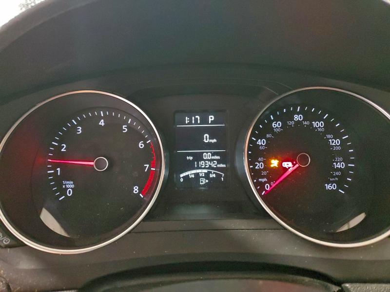 Photo 9 from auction – 2017 VOLKSWAGEN JETTA S with VIN 3VW2B7AJ1HM224242