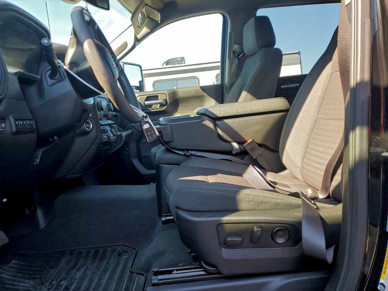 Photo 7 from auction – 2024 CHEVROLET SILVERADO with VIN 1GC4YMEY3RF185199
