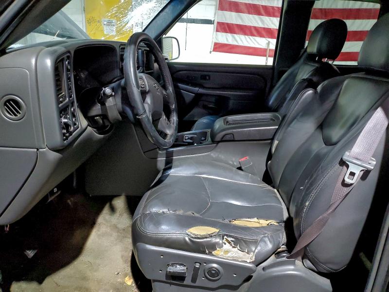 Photo 7 from auction – 2005 CHEVROLET SILVERADO with VIN 2GCEK19B451234549