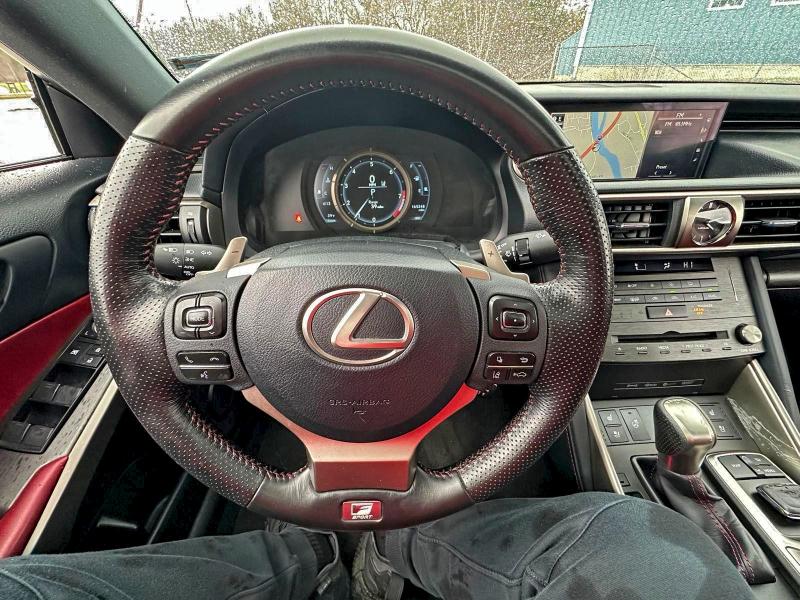 Photo 8 from auction – 2019 LEXUS IS 300 with VIN JTHC81D22K5025098