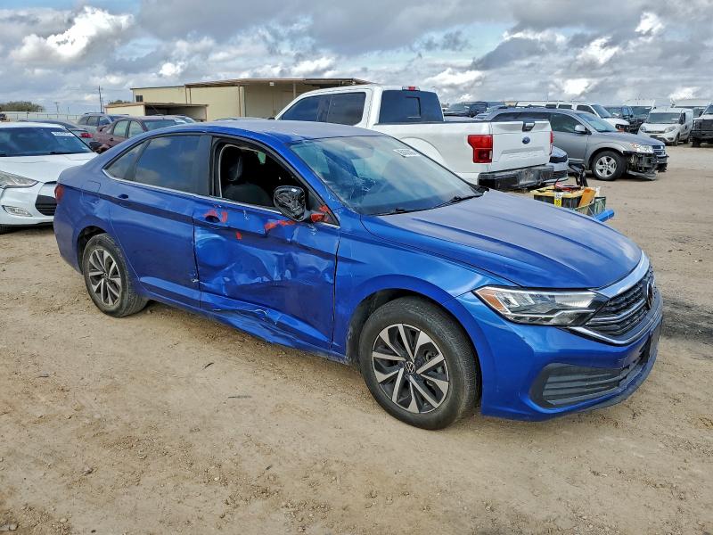 Photo 4 from auction – 2023 VOLKSWAGEN JETTA S with VIN 3VW5M7BU3PM052889