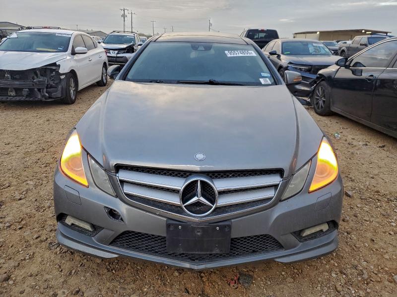 Photo 5 from auction – 2011 MERCEDES-BENZ E 550 with VIN WDDKJ7CB4BF081327