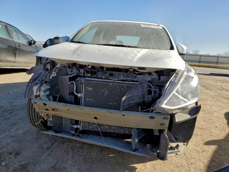 Photo 5 from auction – 2019 NISSAN VERSA S with VIN 3N1CN7AP0KL834314
