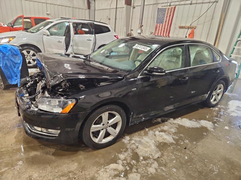 VOLKSWAGEN PASSAT S 2015 with VIN 1VWAT7A30FC118969 - Photo from auction