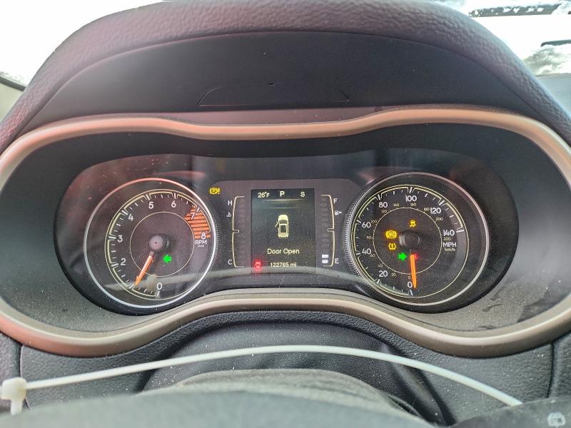 Photo 9 from auction – 2016 JEEP CHEROKEE with VIN 1C4PJMCS9GW194843