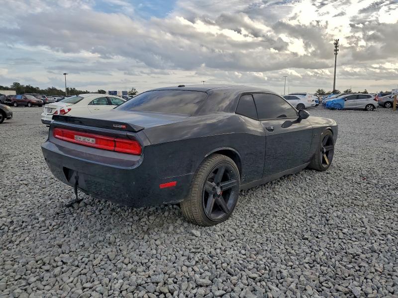 Photo 3 from auction – 2014 DODGE CHALLENGER with VIN 2C3CDYCJ1EH247121
