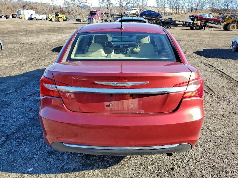 Photo 6 from auction – 2013 CHRYSLER 200 TOURIN with VIN 1C3CCBBB7DN580309