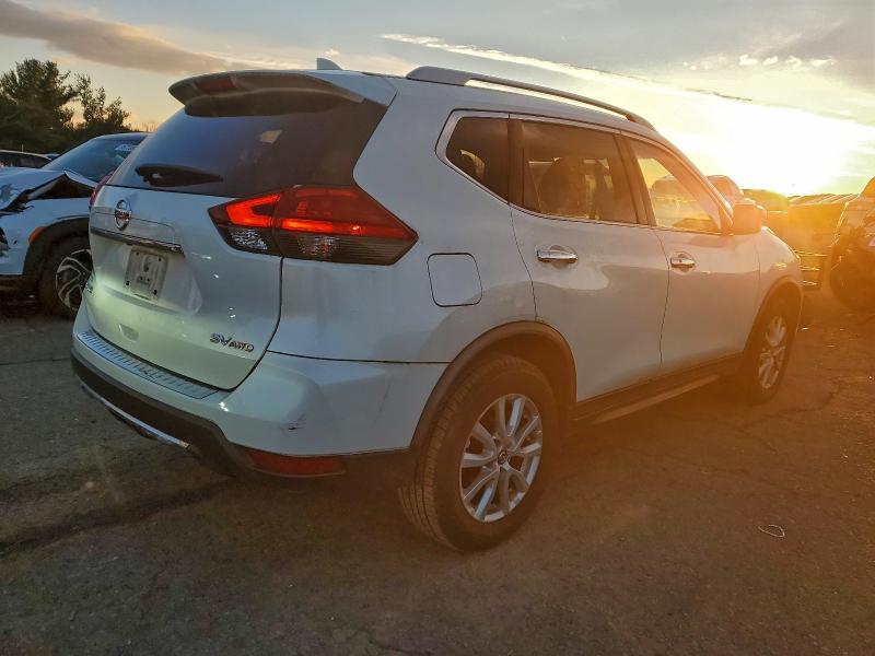 Photo 3 from auction – 2017 NISSAN ROGUE S with VIN JN8AT2MV7HW021146