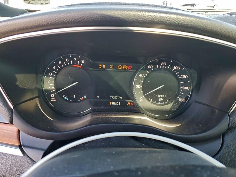 Photo 9 from auction – 2017 LINCOLN MKC SELECT with VIN 5LMCJ2D94HUL61193