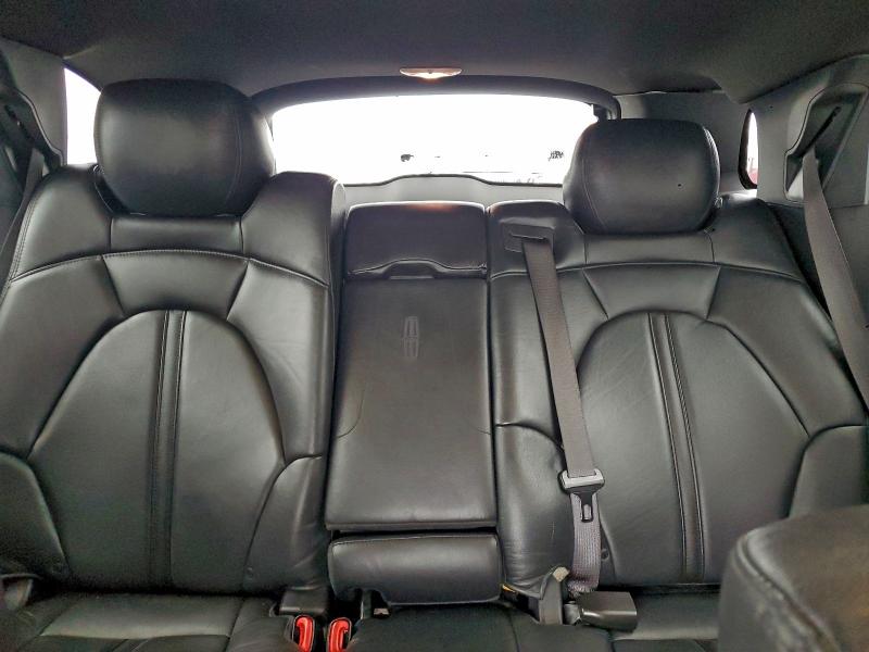 Photo 10 from auction – 2016 LINCOLN MKT with VIN 2LMHJ5NK7GBL00442