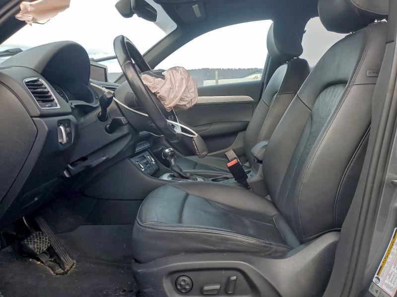 Photo 7 from auction – 2015 AUDI Q3 PRESTIG with VIN WA1GFCFS1FR014396