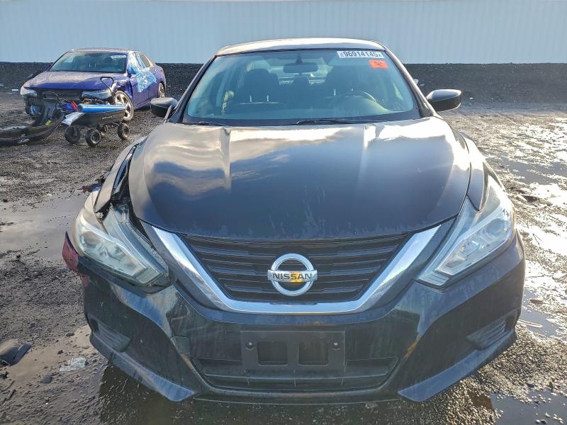 Фото 5 с аукциона – 2017 NISSAN ALTIMA с VIN 1N4AL3AP1HC494717