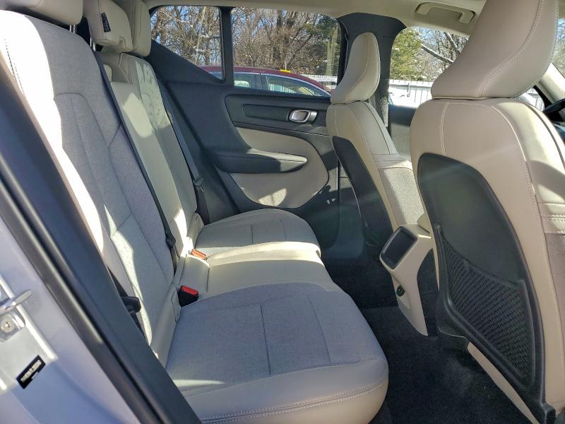 Photo 11 from auction – 2020 VOLVO XC40 T5 MO with VIN YV4162UK7L2203340