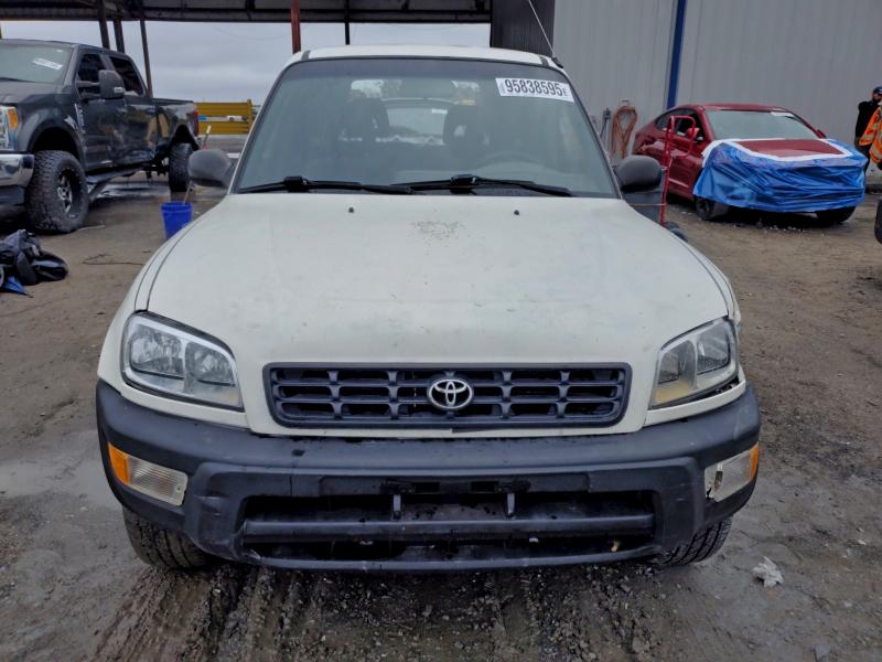 Photo 5 from auction – 1998 TOYOTA RAV4 with VIN JT3HP10V7W7090381