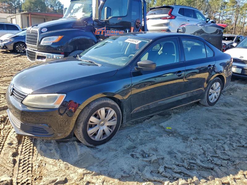 VOLKSWAGEN JETTA 2013 with VIN 3VW2K7AJ9DM385304 - Photo from auction