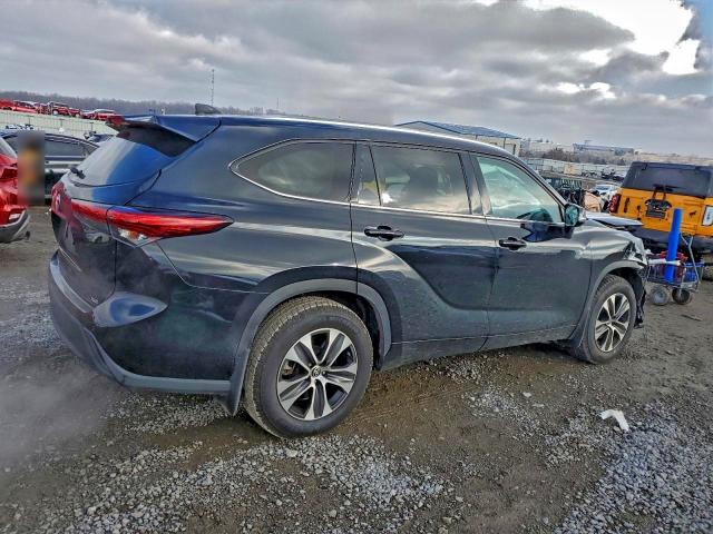 Photo 3 from auction – 2020 TOYOTA HIGHLANDER with VIN 5TDGZRAH0LS503090