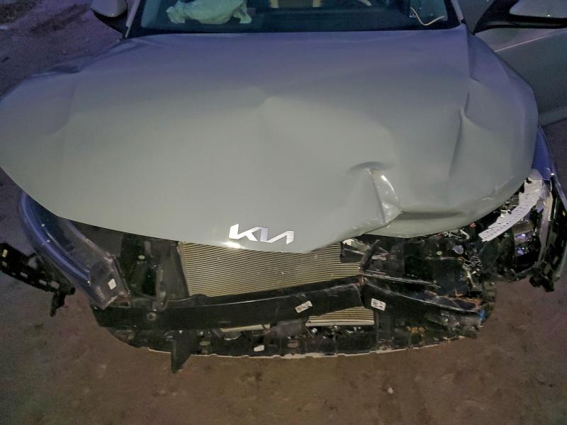 Photo 11 from auction – 2025 KIA K4 EX with VIN 3KPFU4DE7SE040310