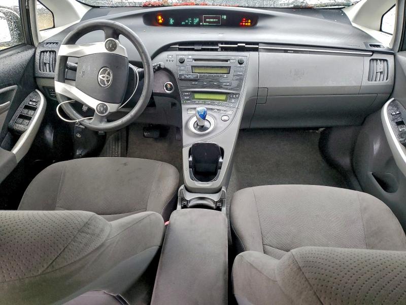 Photo 8 from auction – 2011 TOYOTA PRIUS with VIN JTDKN3DU3B0258959