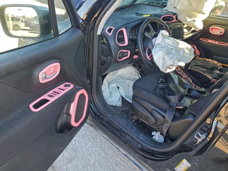 Photo 8 from auction – 2018 JEEP RENEGADE with VIN ZACCJBBB3JPJ14023