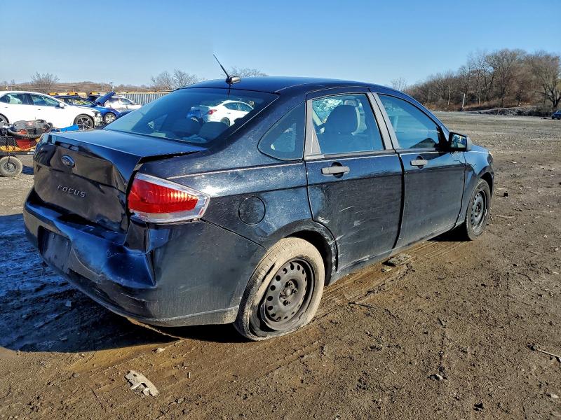 Photo 3 from auction – 2010 FORD FOCUS S with VIN 1FAHP3EN1AW250808