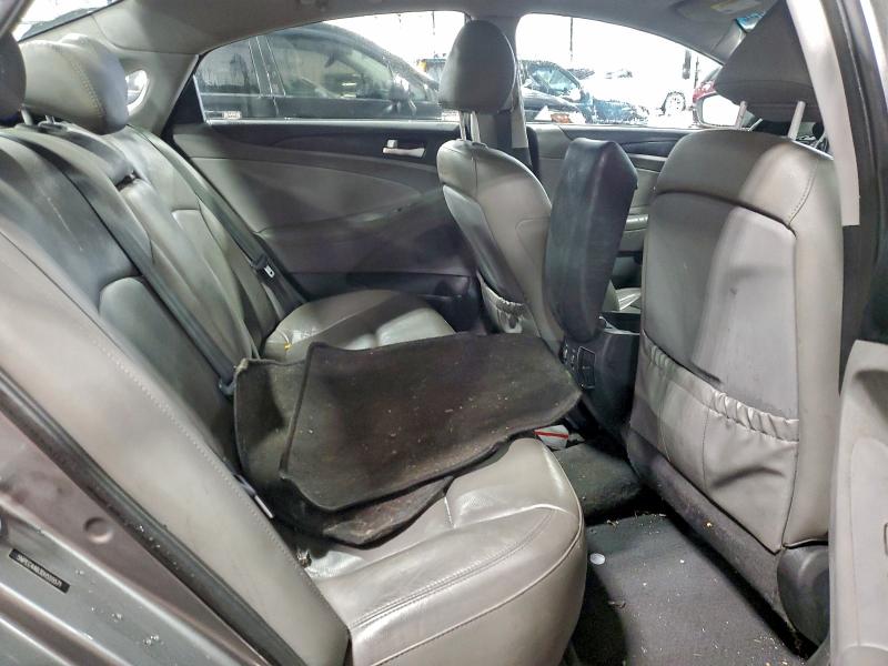 Photo 10 from auction – 2013 HYUNDAI SONATA SE with VIN 5NPEC4AB3DH555571