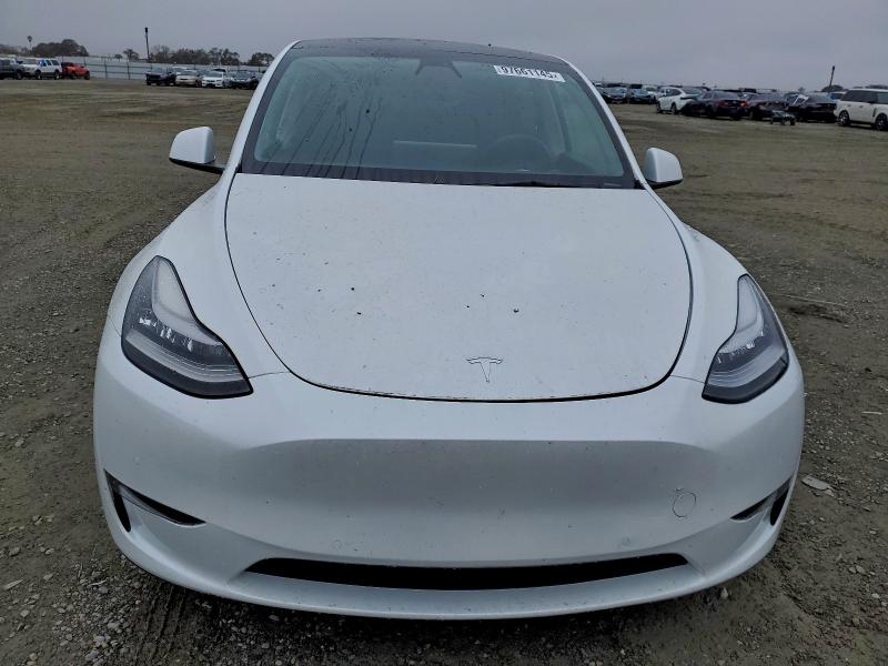 Photo 5 from auction – 2021 TESLA MODEL Y with VIN 5YJYGDED5MF107747