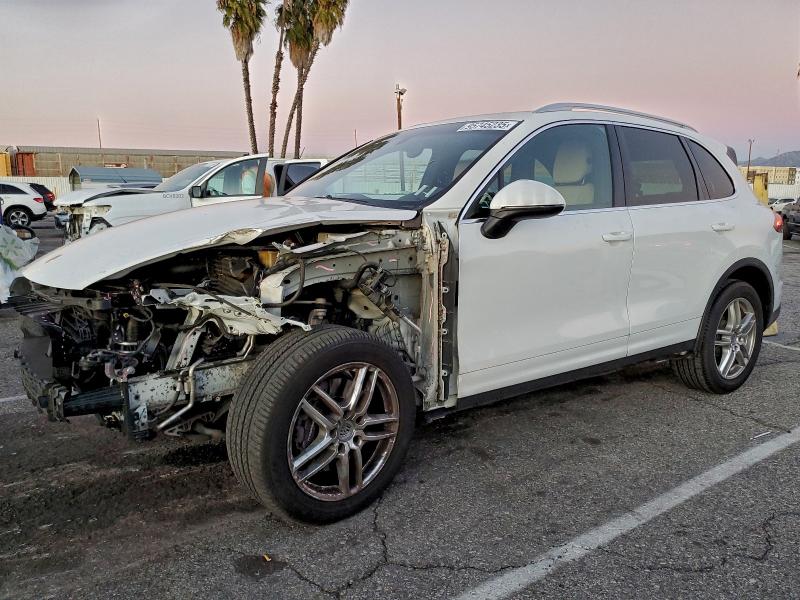PORSCHE CAYENNE 2016 with VIN WP1AA2A28GKA36514 - Photo from auction