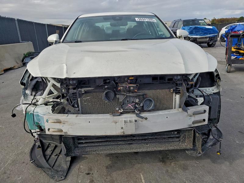 Zdjęcie 5 z aukcji – 2019 NISSAN ALTIMA z VIN 1N4BL4DVXKC154798