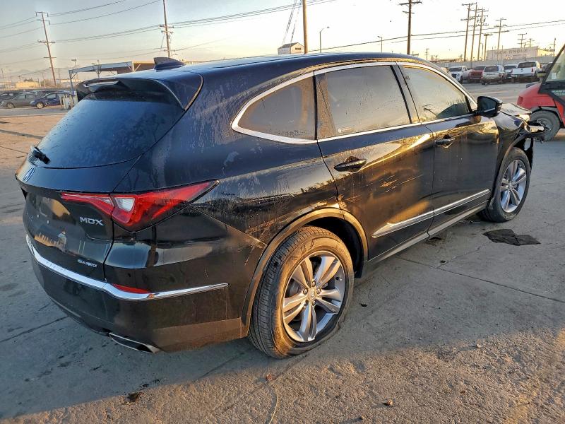Photo 3 from auction – 2023 ACURA MDX with VIN 5J8YE1H35PL028041