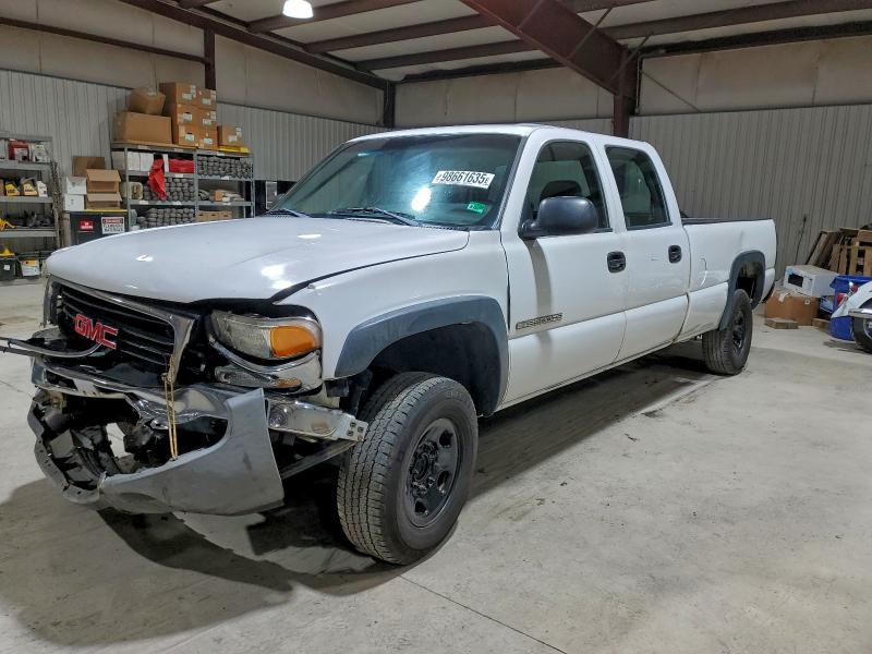 GMC SIERRA C25 2004 with VIN 1GTHC23U84F165513 - Photo from auction