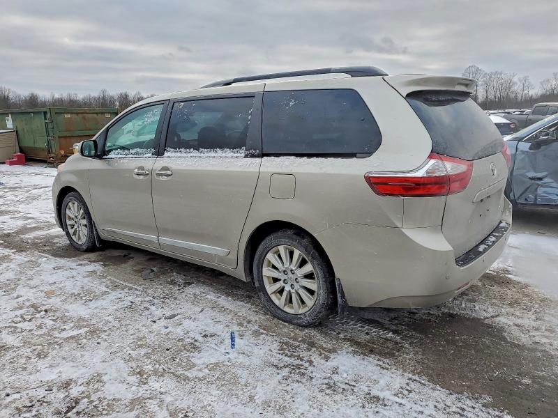 Photo 2 from auction – 2015 TOYOTA SIENNA XLE with VIN 5TDDK3DC7FS107697