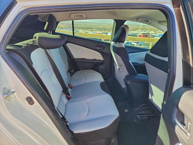 Photo 10 from auction – 2018 TOYOTA PRIUS with VIN JTDKBRFUXJ3058683