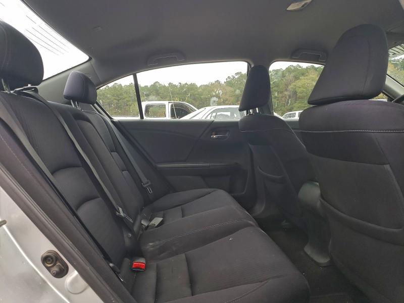 Photo 10 from auction – 2015 HONDA ACCORD with VIN 1HGCR2F5XFA000321