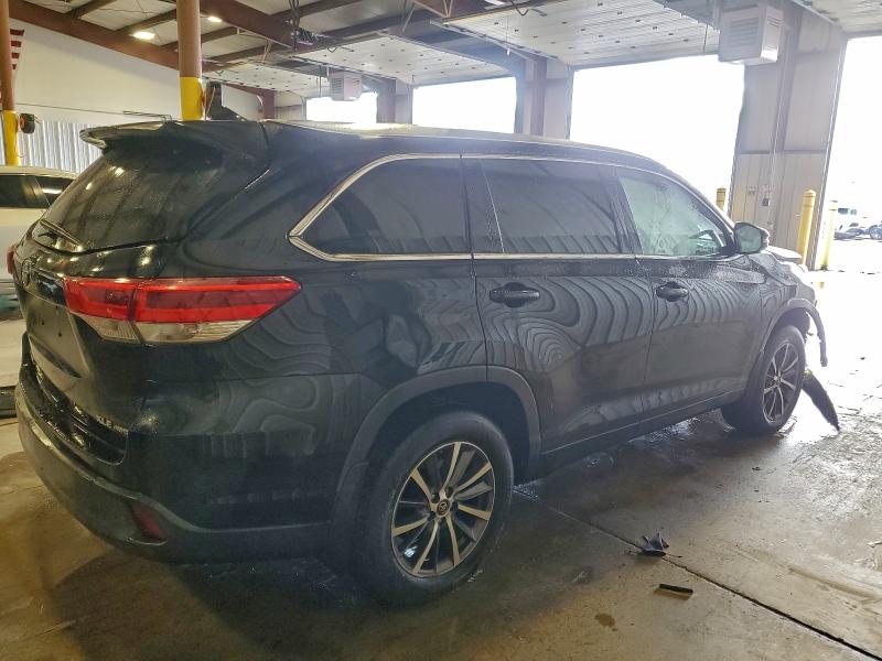 صورة رقم 3 من المزاد - 2018 TOYOTA HIGHLANDER مع VIN 5TDJZRFH4JS539330
