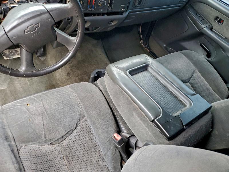 Photo 8 from auction – 2003 CHEVROLET SILVERADO with VIN 1GCEC14V23Z179943