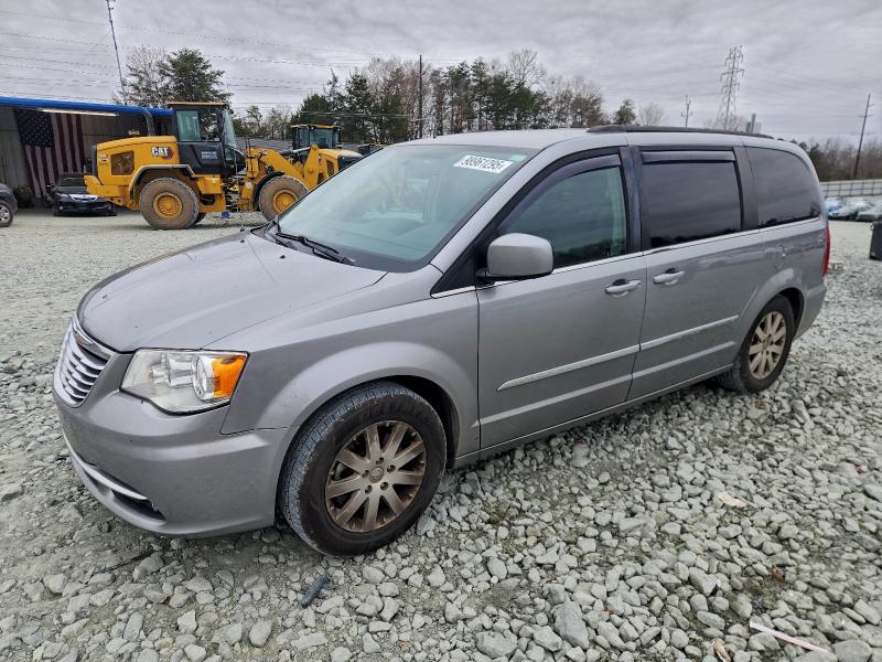 CHRYSLER TOWN & COU 2015 with VIN 2C4RC1BG9FR726288 - Photo from auction