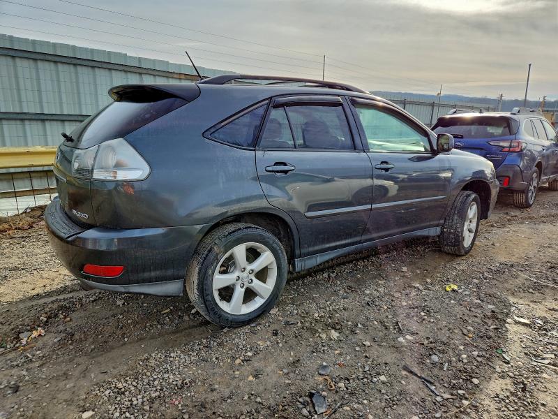 Photo 3 from auction – 2004 LEXUS RX 330 with VIN JTJHA31U240032860