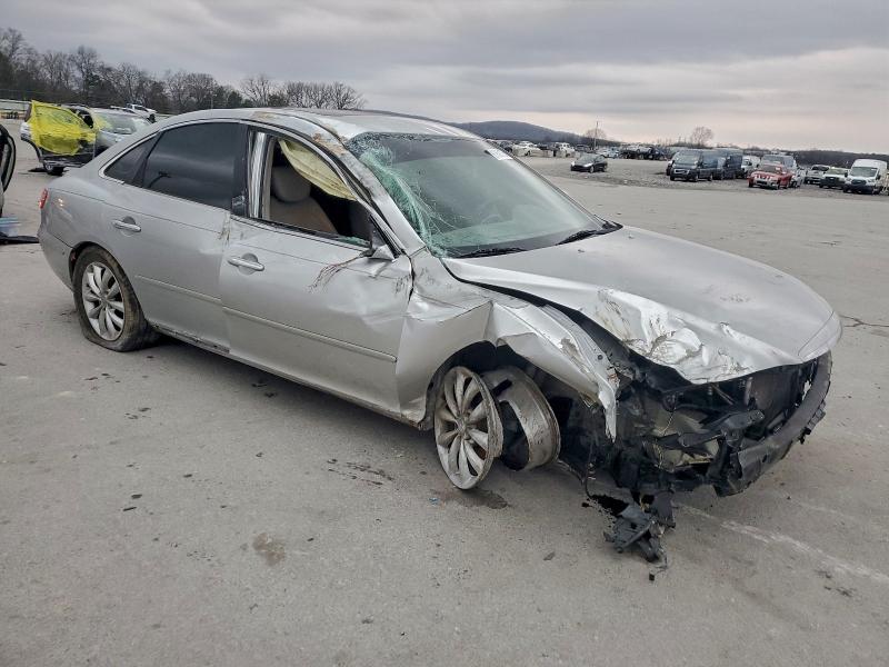 Photo 4 from auction – 2007 HYUNDAI AZERA SE with VIN KMHFC46F97A243472