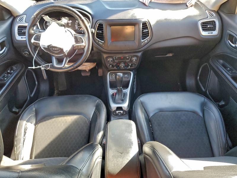 Photo 8 from auction – 2018 JEEP COMPASS with VIN 3C4NJCBB7JT300559