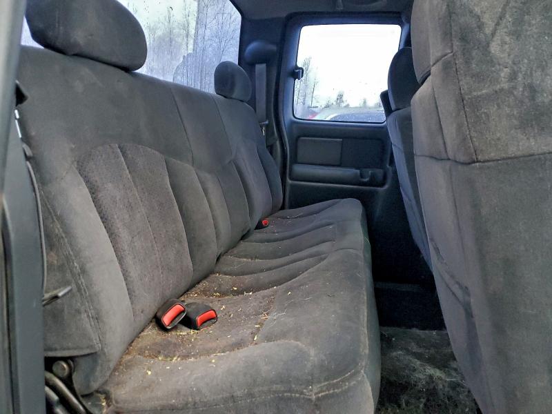Photo 10 from auction – 2001 CHEVROLET SILVERADO with VIN 1GCEK19T11E129890