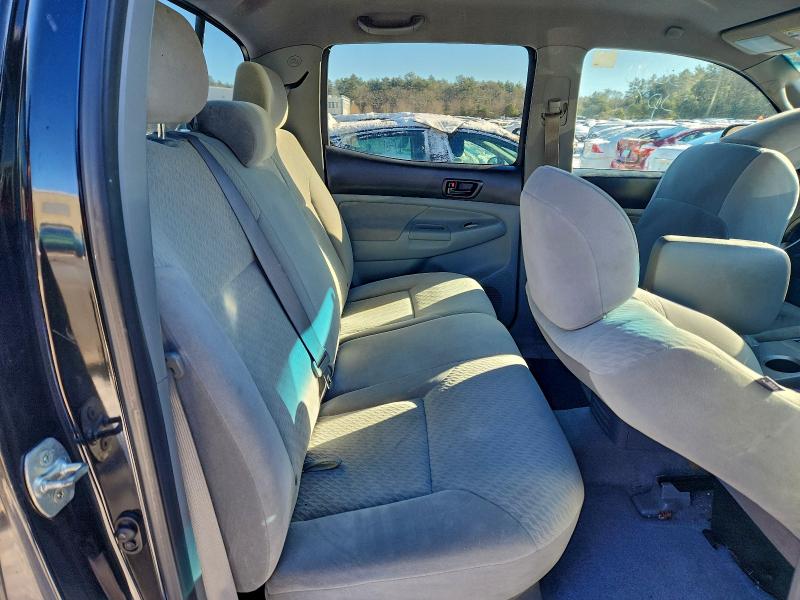 Photo 10 from auction – 2010 TOYOTA TACOMA with VIN 3TMLU4EN8AM042914