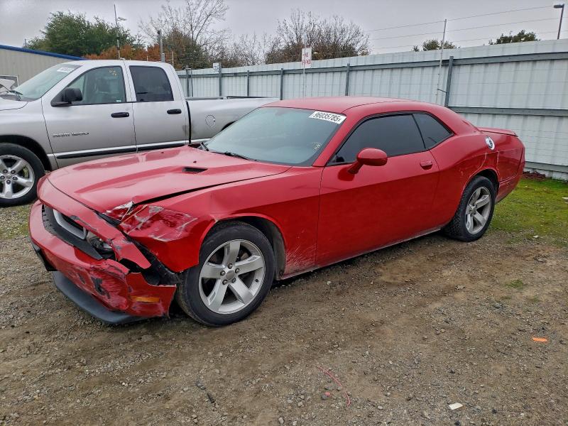 DODGE CHALLENGER 2012 with VIN 2C3CDYAG3CH176928 - Photo from auction
