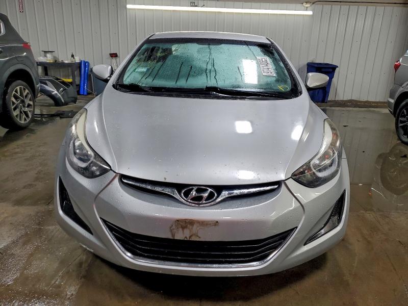 Photo 5 from auction – 2016 HYUNDAI ELANTRA SE with VIN 5NPDH4AE2GH706296