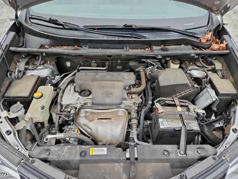 Photo 12 from auction – 2016 TOYOTA RAV4 SE with VIN 2T3NFREV4GW242955