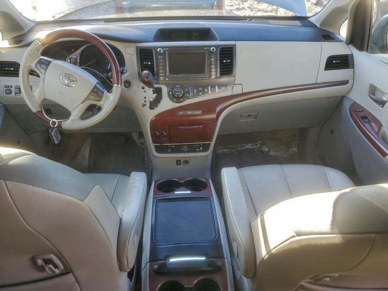 Zdjęcie 8 z aukcji – 2012 TOYOTA SIENNA XLE z VIN 5TDDK3DC2CS040177