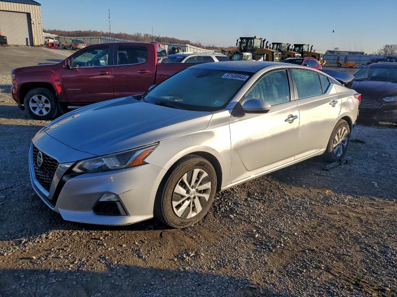 NISSAN ALTIMA S 2021 with VIN 1N4BL4BVXMN398493 - Photo from auction